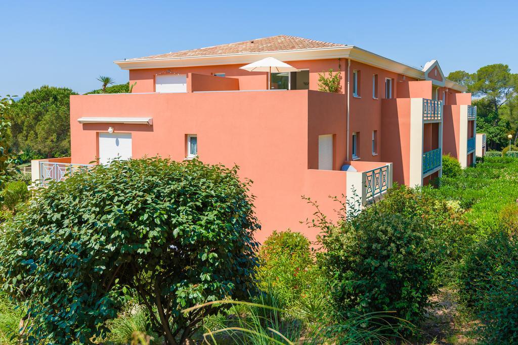 Lagrange Vacances Le Domaine Des Grands Pins Saint-Raphaël Eksteriør bilde